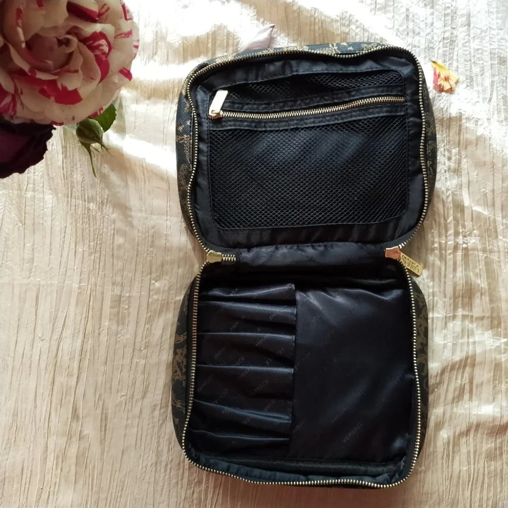 Versace parfums cosmetic bag with makeup storage zipper baroque